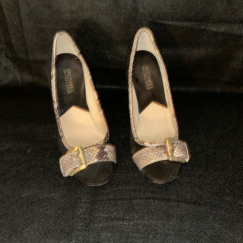 Michael Kors pumps